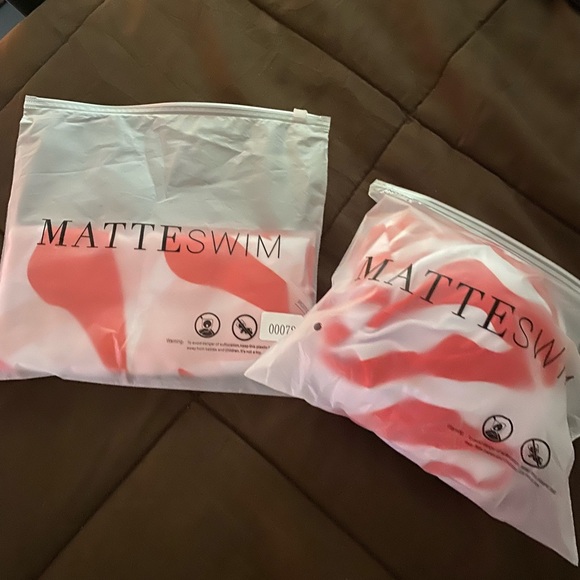 Matte Collection 2 Piece with Matching Sarong - Picture 4 of 9